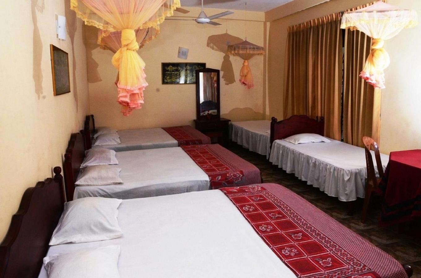 Kandy Paradise Hotel & Spa Gelioya Exterior photo